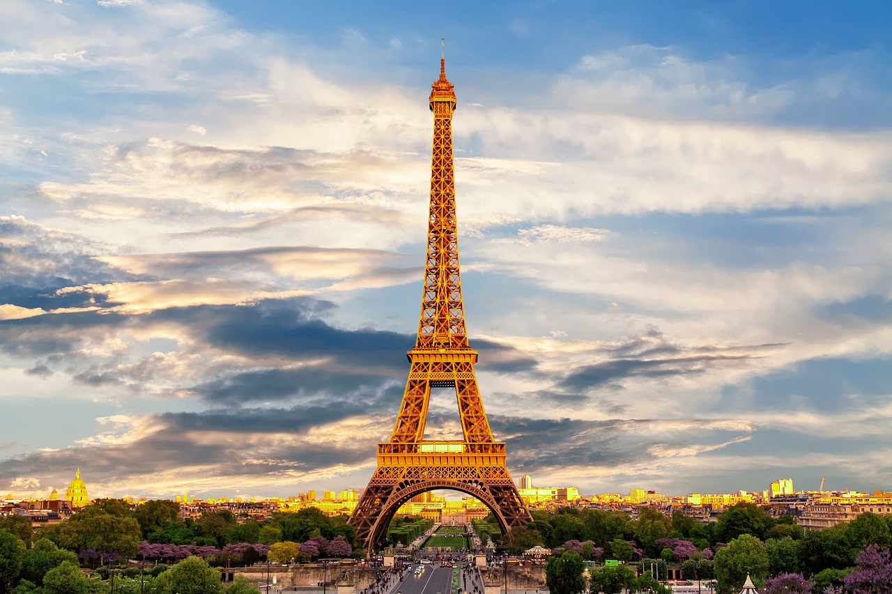 Visiter la Tour Eiffel est incontournable si vous venez à Paris